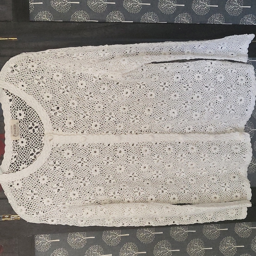 EUC Vintage hand-crochet cardigan
